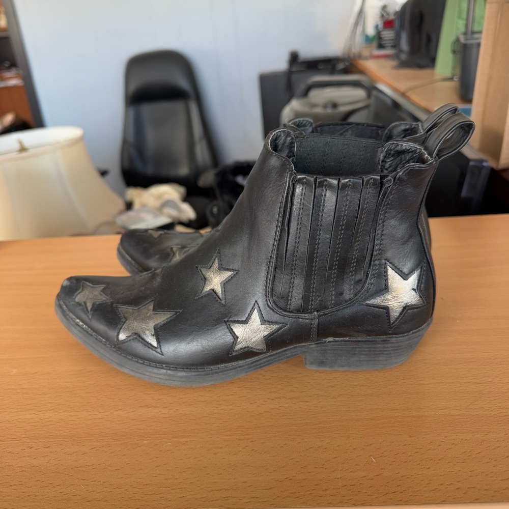 Boho Ankle Boots with Stars